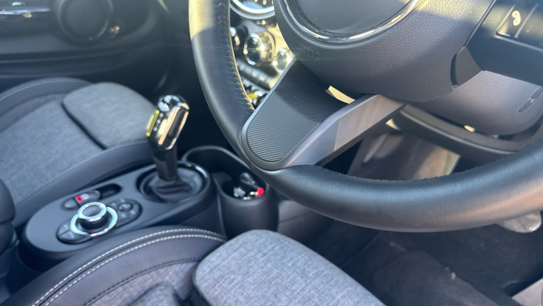 MINI Hatchback 135kW Cooper S Level 2 33kWh 3dr Auto Electric Hatchback